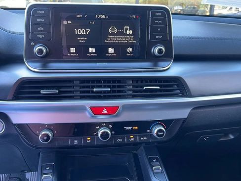 Used 2020 Kia Telluride S w/ S 8 Passenger Seating Package image 13