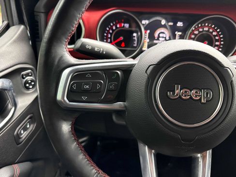 Used 2019 Jeep Wrangler Unlimited Rubicon AWD/4WD image 18