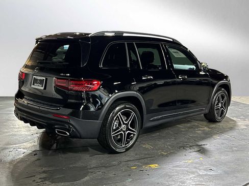 New 2026 Mercedes-Benz GLB 250 4MATIC image 3