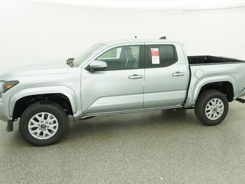 New 2026 Toyota Tacoma SR5 image 24