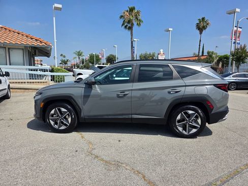 Used 2025 Hyundai Tucson SEL FWD image 9