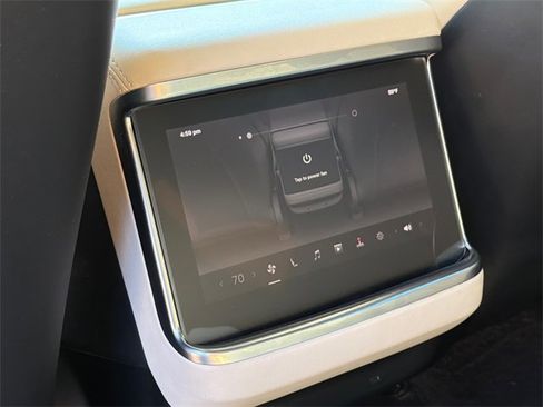 Used 2022 Tesla Model S Base image 14