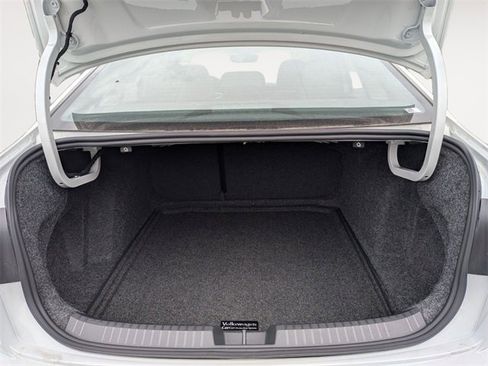 New 2026 Volkswagen Jetta SE image 30