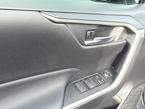 Used 2024 Toyota RAV4 XLE AWD/4WD image 11