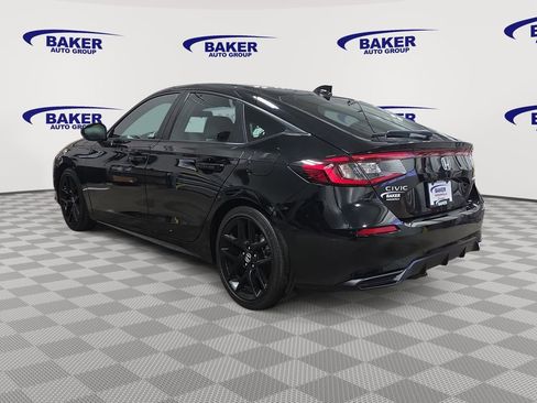 Used 2023 Honda Civic Sport image 7