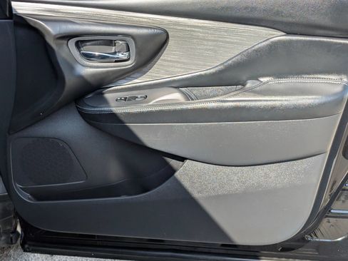 Used 2015 Nissan Murano SV AWD/4WD image 37