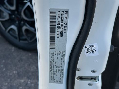 Used 2025 Jeep Compass Trailhawk w/ Trailer Tow Group image 28