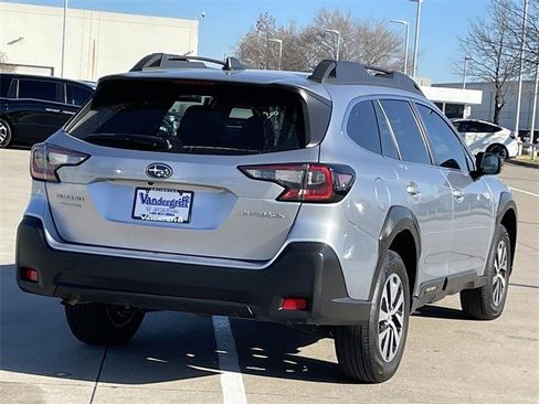 Used 2024 Subaru Outback 2.5i image 4