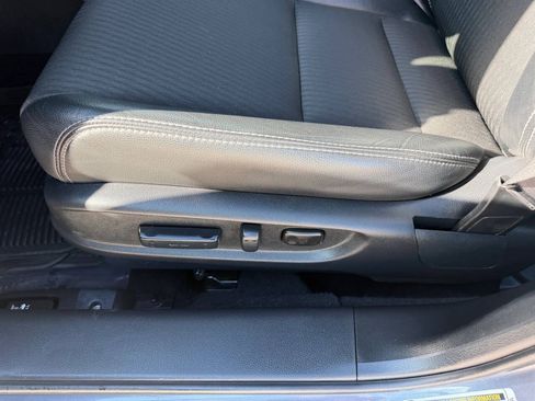 Used 2017 Honda Accord Sport image 18