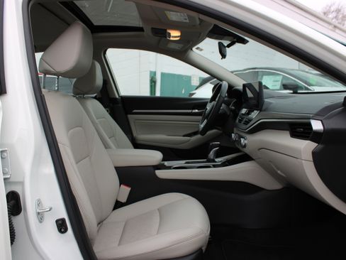 Certified 2023 Nissan Altima 2.5 SL image 14