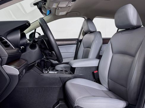 Used 2019 Subaru Outback 2.5i Limited w/ Popular Package #2 image 16