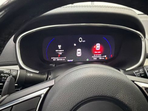Used 2025 Acura MDX SH-AWD image 30