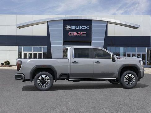 New 2026 GMC Sierra 2500 Denali w/ Denali Reserve Package AWD/4WD image 5
