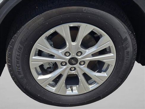 New 2025 Ford Escape Active w/ Tech Pack #1 FWD image 9