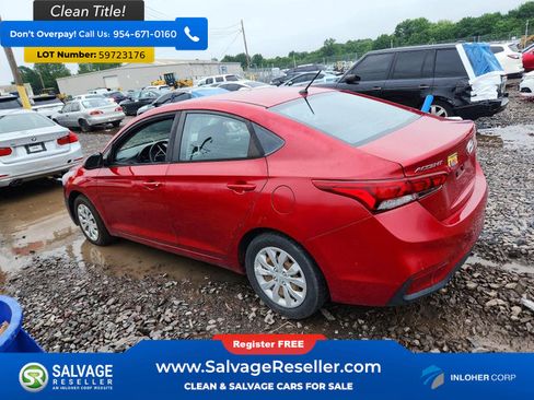 Used 2019 Hyundai Accent SE FWD image 3
