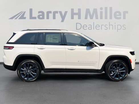 New 2026 Jeep Grand Cherokee Limited AWD/4WD image 6