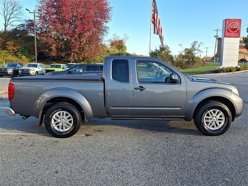 Used 2017 Nissan Frontier SV w/ SV Value Truck Package image 7