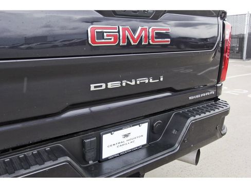 Used 2024 GMC Sierra 2500 Denali w/ Denali Reserve Package AWD/4WD image 29