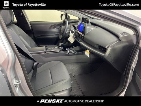 New 2026 Toyota Prius LE image 8