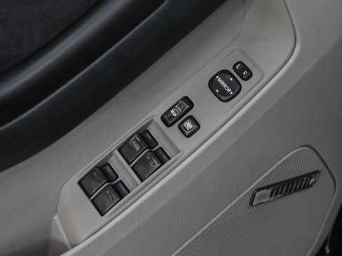 Used 2005 Toyota 4Runner Sport AWD/4WD image 19