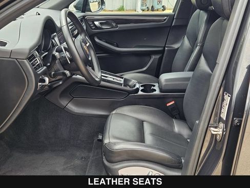 Used 2022 Porsche Macan AWD/4WD image 11