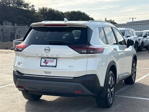 Certified 2023 Nissan Rogue SV w/ SV Premium B Package image 9