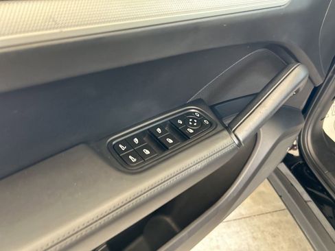 Used 2024 Porsche Cayenne Coupe w/ Premium Package Plus image 24