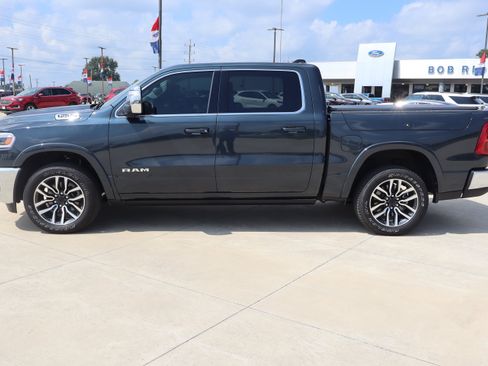 Used 2026 RAM 1500 Limited w/ Trailer Tow Group AWD/4WD image 8