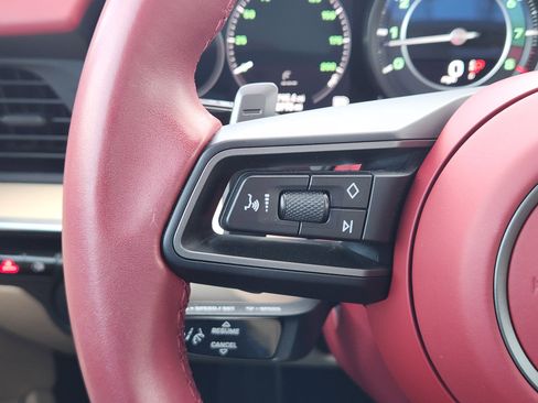 Used 2021 Porsche 911 Targa 4S Heritage Design image 22