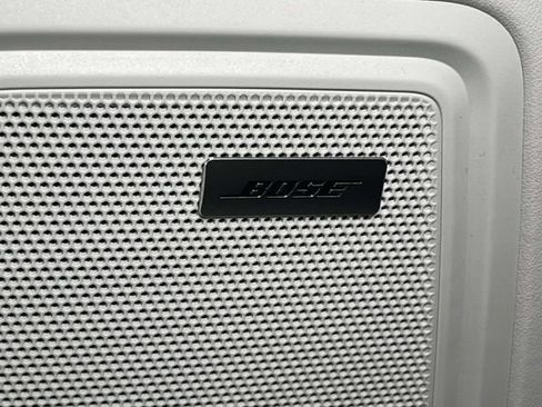 New 2026 Porsche Macan image 35