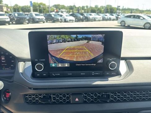 Certified 2023 Honda Accord LX image 19