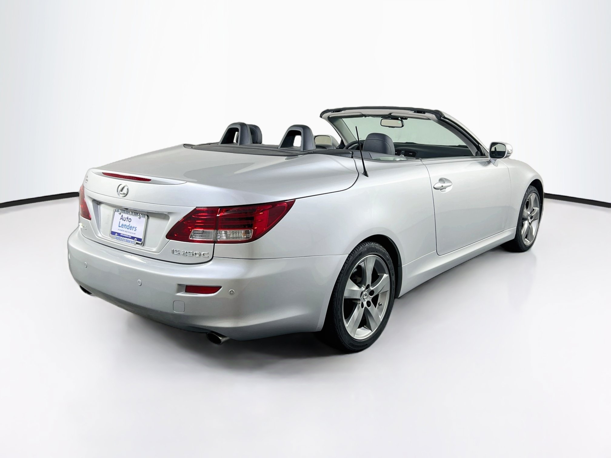 Used 2010 Lexus IS 250C w/ Luxury Pkg RWD image 5