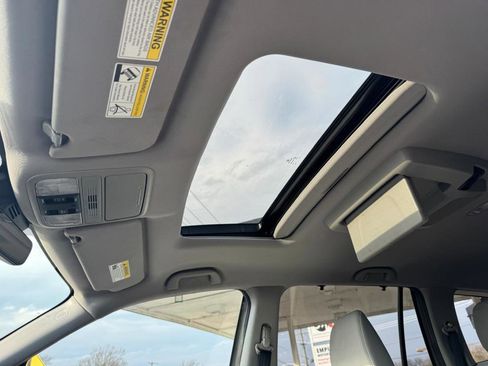 Used 2019 Honda Pilot EX-L image 12