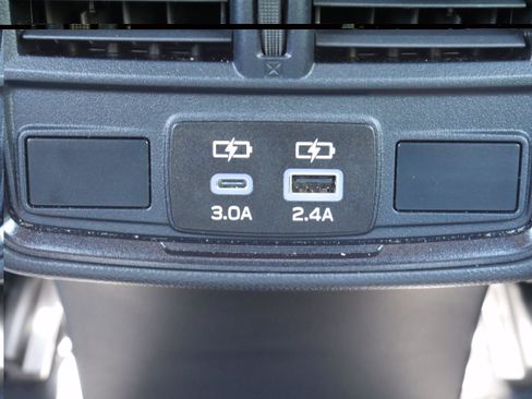 Used 2025 Subaru Forester Limited AWD/4WD image 15