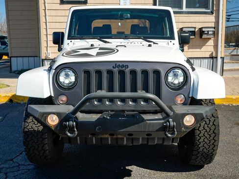 Used 2018 Jeep Wrangler Sport AWD/4WD image 2