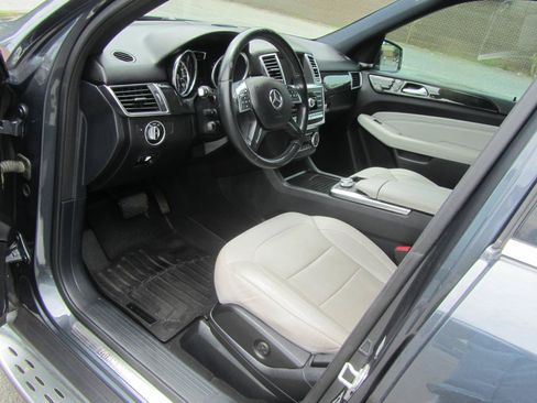 Used 2015 Mercedes-Benz ML 350 2WD image 17