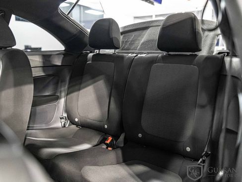 Used 2014 Volkswagen Beetle 1.8T image 17