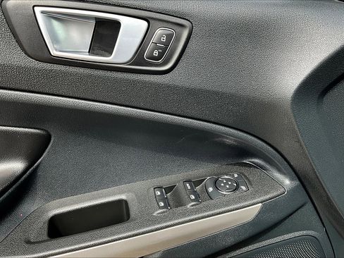 Used 2021 Ford EcoSport Titanium image 34