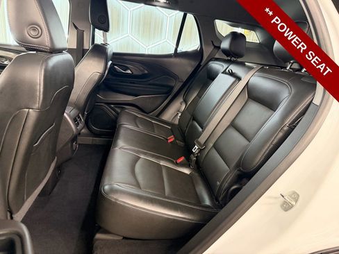 Used 2023 GMC Terrain SLT w/ Tech Package image 17