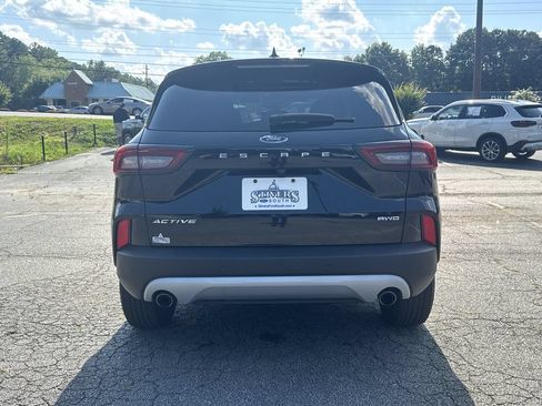 Used 2023 Ford Escape Active w/ Tech Pack #1 AWD/4WD image 6