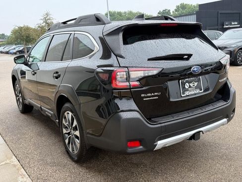 Used 2025 Subaru Outback Limited w/ Popular Package #2 AWD/4WD image 6