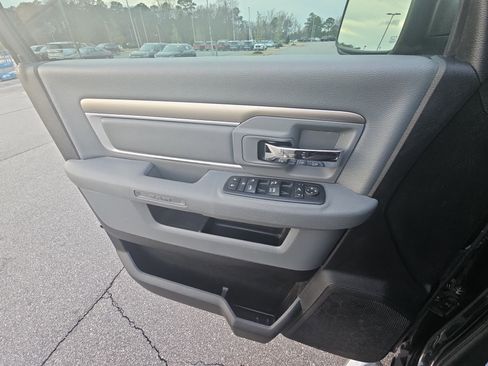 Used 2017 RAM 1500 Big Horn image 26