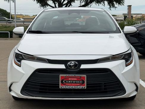 Certified 2025 Toyota Corolla LE FWD image 8