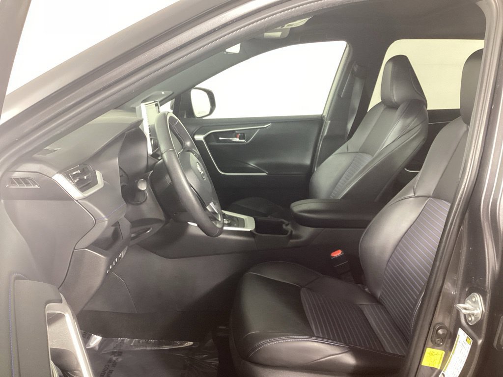 Used 2022 Toyota RAV4 XSE AWD/4WD image 10