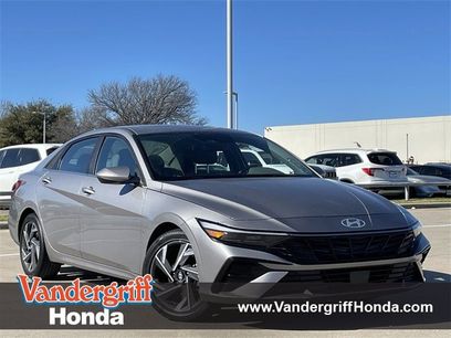 Used 2025 Hyundai Elantra SEL