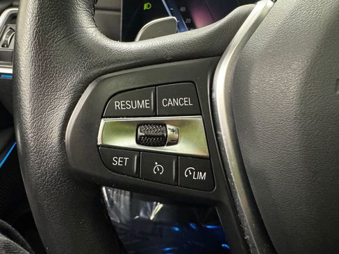 Used 2023 BMW 330i Sedan w/ Driving Assistance Package image 21