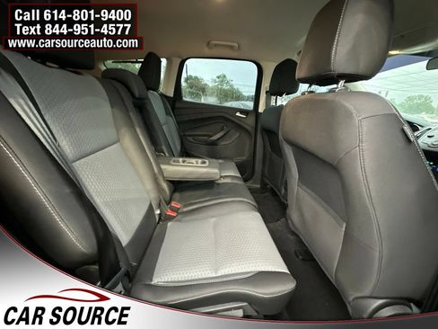 Used 2017 Ford Escape SE AWD/4WD image 27