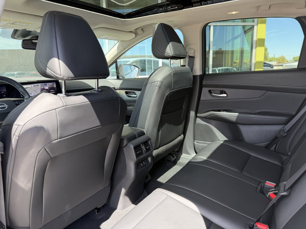 Used 2025 Nissan Murano SL AWD/4WD image 36