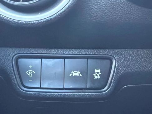 Used 2019 Kia Forte LXS image 15