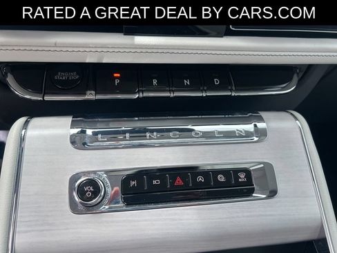 Used 2025 Lincoln Aviator Reserve w/ Equipment Group 201A AWD/4WD image 19